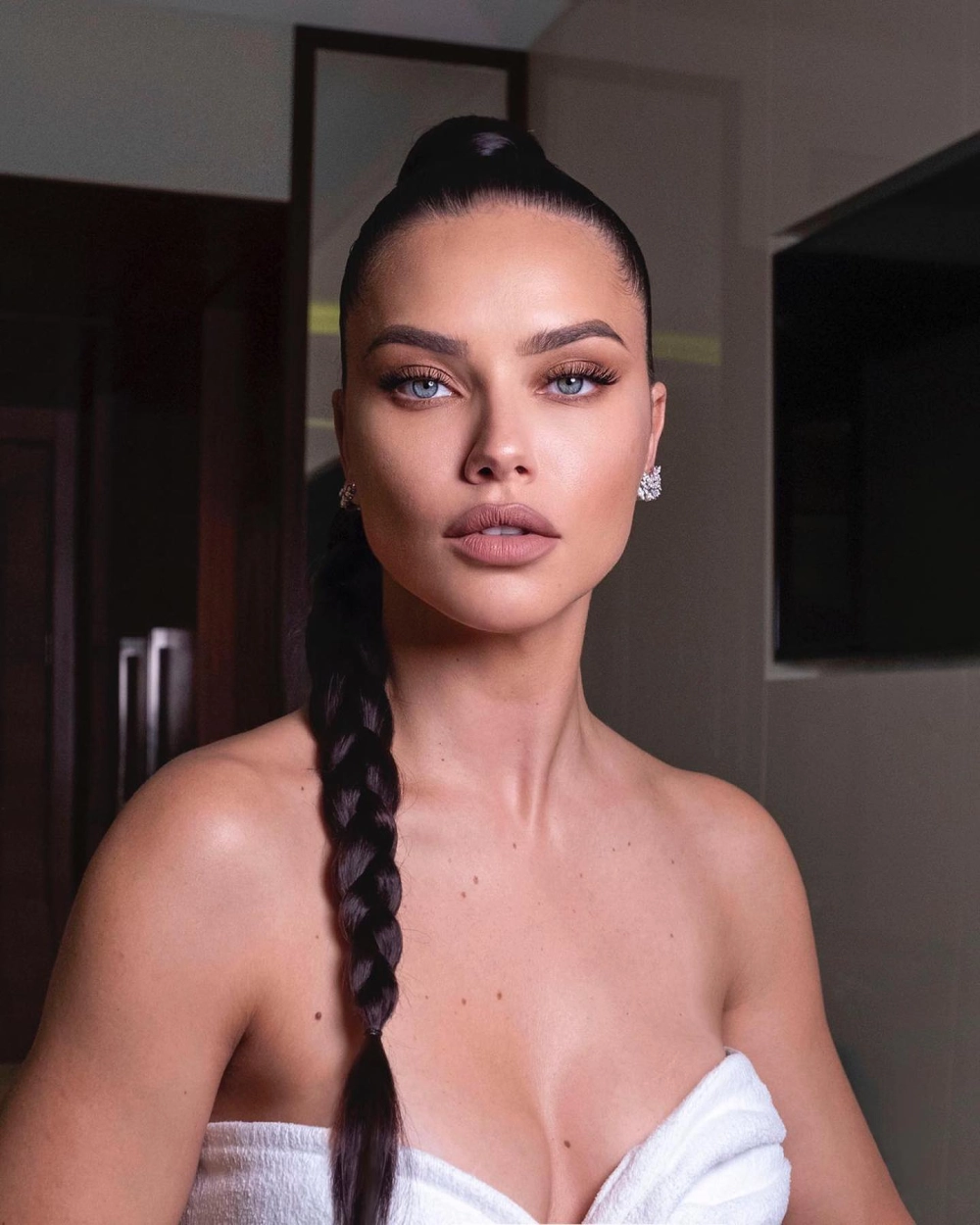 Adriana Lima siêu mẫu, thiên thần nội y huyền thoại của Victoria's Secret