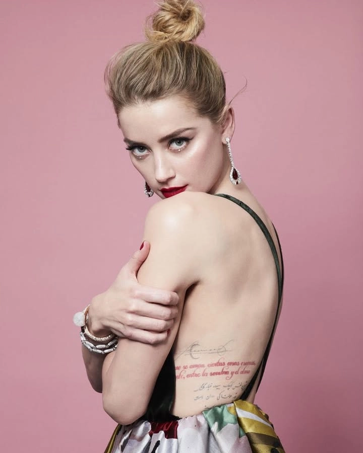 Amber Heard now (bây giờ) và cuộc sống hiện tại ở Tây Ban Nha