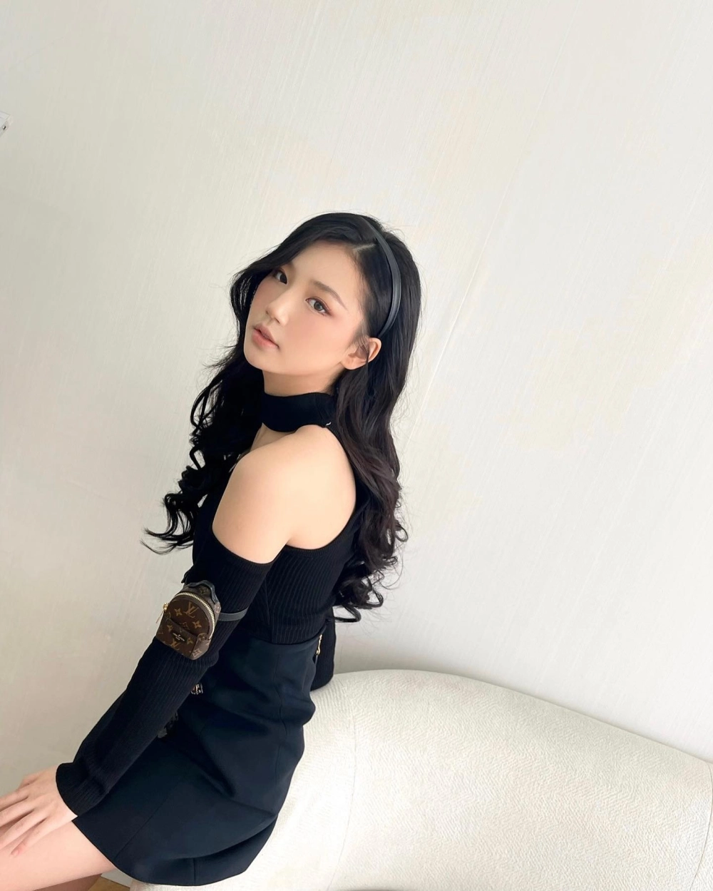 Amee official 09 và những tìm kiếm liên quan đến kênh chính thức