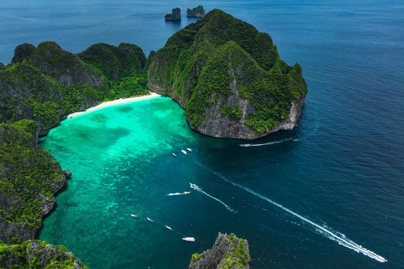 Lạc lối trong bãi biển đẹp Bình Thuận