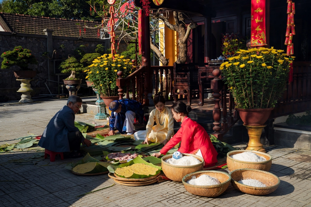 Khám phá cách làm bánh chưng, bánh tét truyền thống