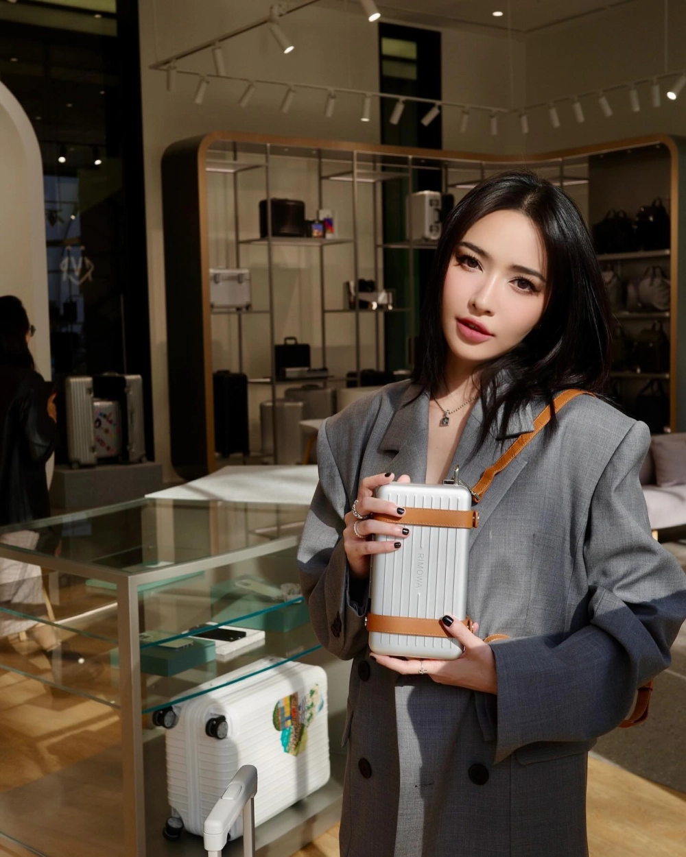 Bích Phương bao nhiêu tuổi và nhan sắc ngày càng thăng hạng