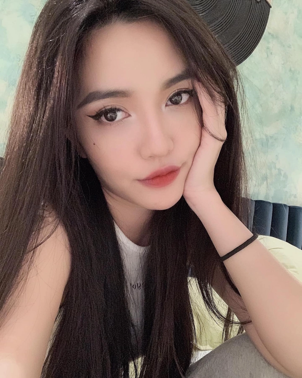 Bích Phương sinh năm 1989 và sự nghiệp âm nhạc rực rỡ