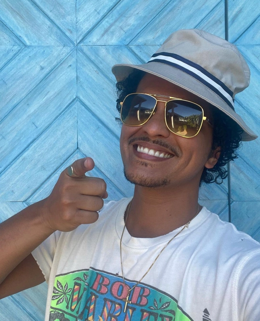 Bruno Mars Lady Gaga và màn kết hợp lịch sử trong Die With A Smile