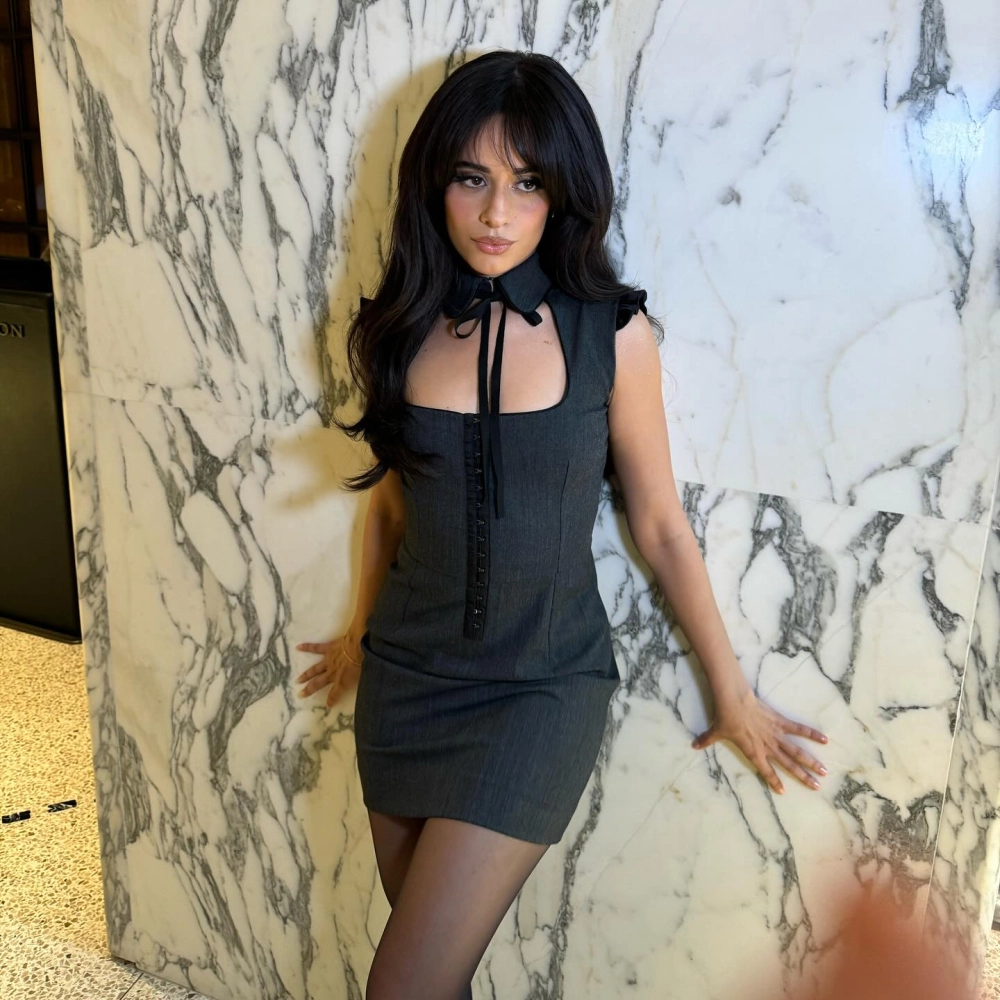 Shameless Camila Cabello và kỷ nguyên Romance đầy nồng nàn
