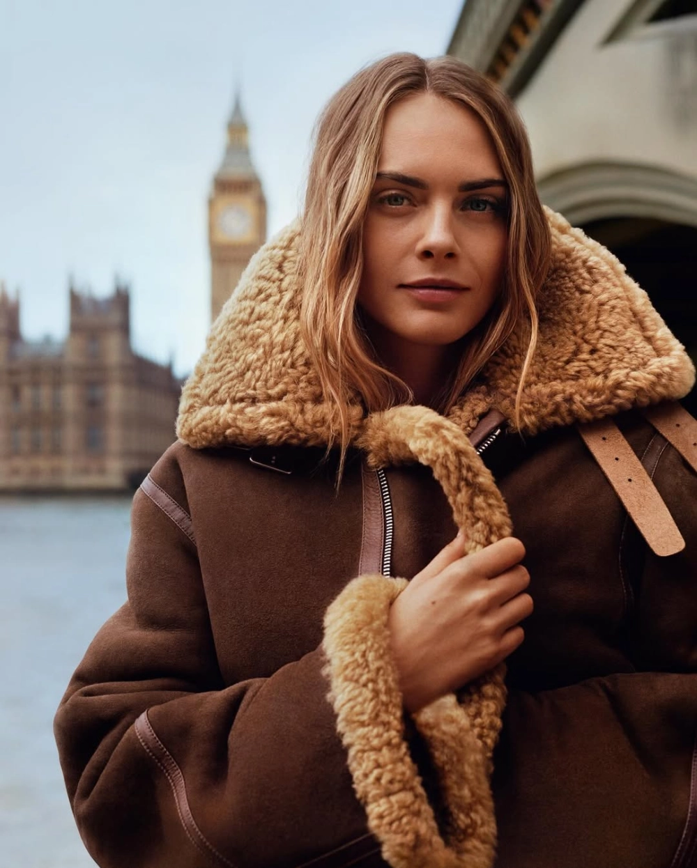 Cara Delevingne Victoria secret (Victoria's Secret) và thời kỳ làm người mẫu nội y