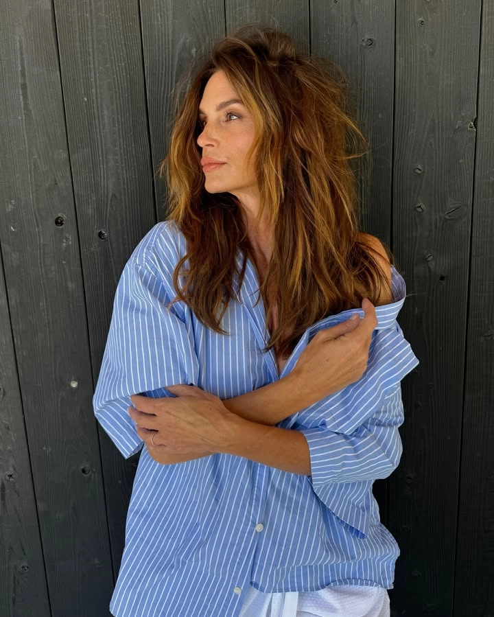 Cindy Crawford 2025 và những hoạt động, dự án mới nhất