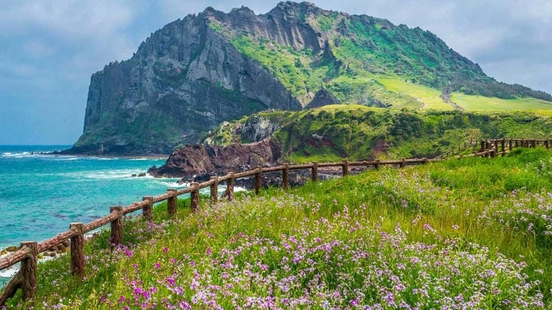 Lạc lối trong đảo đẹp nhất thế giới du lịch