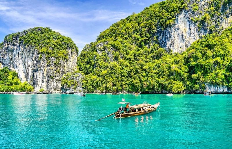 Săn những bức đảo Phuket huyền ảo