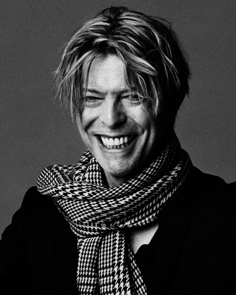 Ground control David Bowie và câu hát huyền thoại 