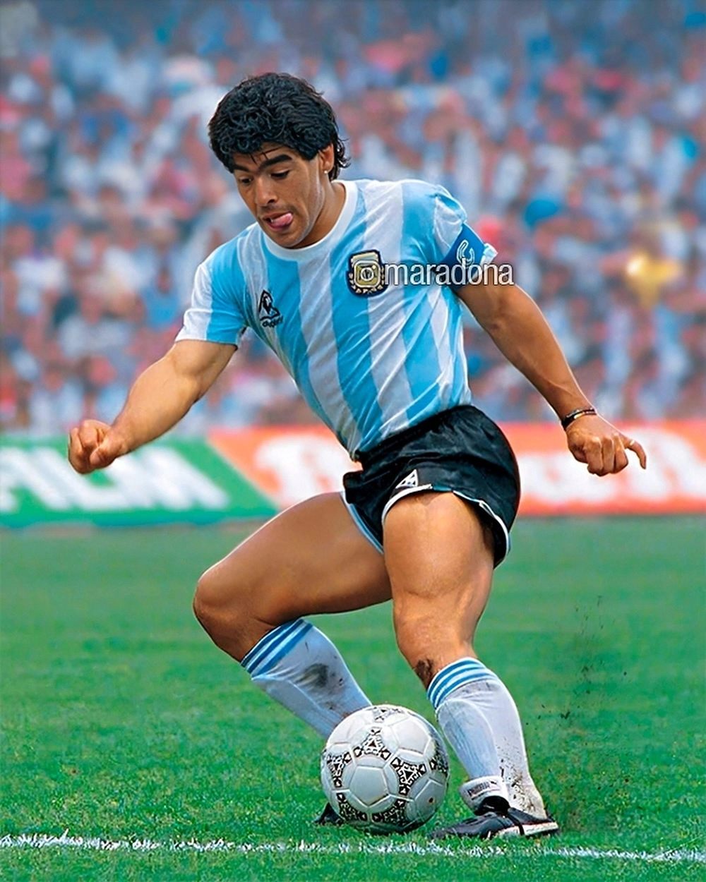 Diego Maradona goals và bàn thắng của thế kỷ, bàn tay của Chúa