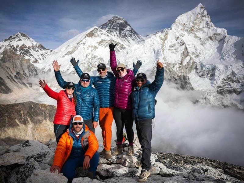 Ngắm nhìn đỉnh Everest leo núi