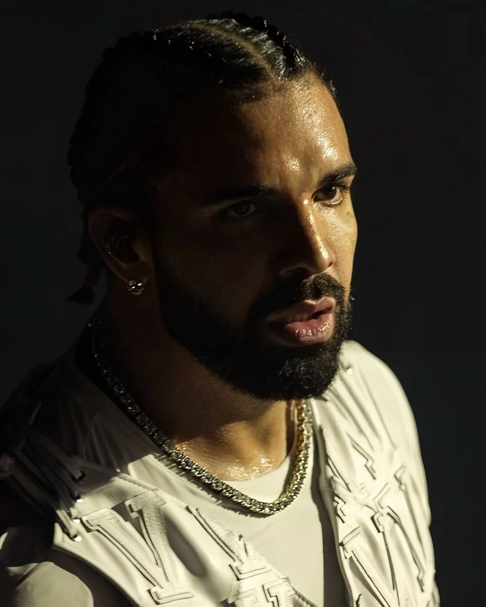 Drake and Kendrick Lamar và trận beef rap lịch sử gây chấn động 2024