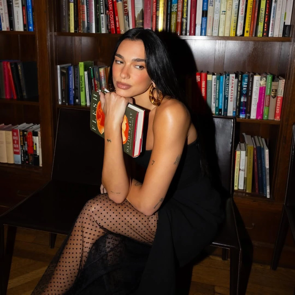 Dua Lipa Elton John và màn kết hợp huyền thoại trong ca khúc Cold Heart