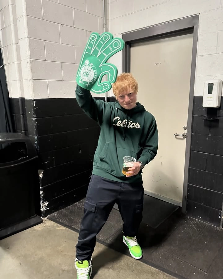 Photograph Ed Sheeran ca khúc huyền thoại về tình yêu và ký ức