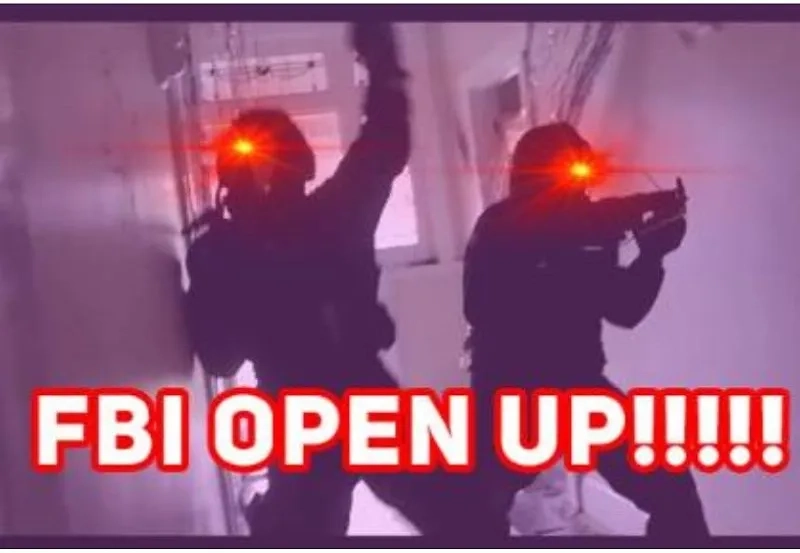 Sưu tầm ngay fbi open the door meme hot trend mạng xã hội