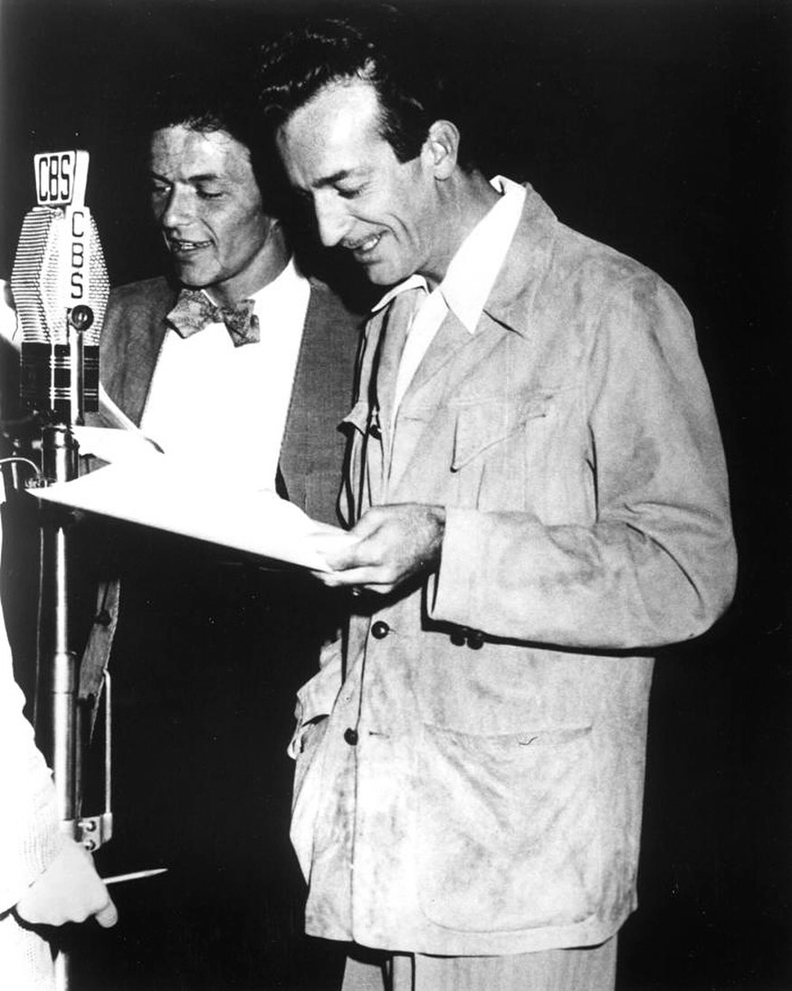 Frank Sinatra christmas song và không khí lễ hội ấm áp