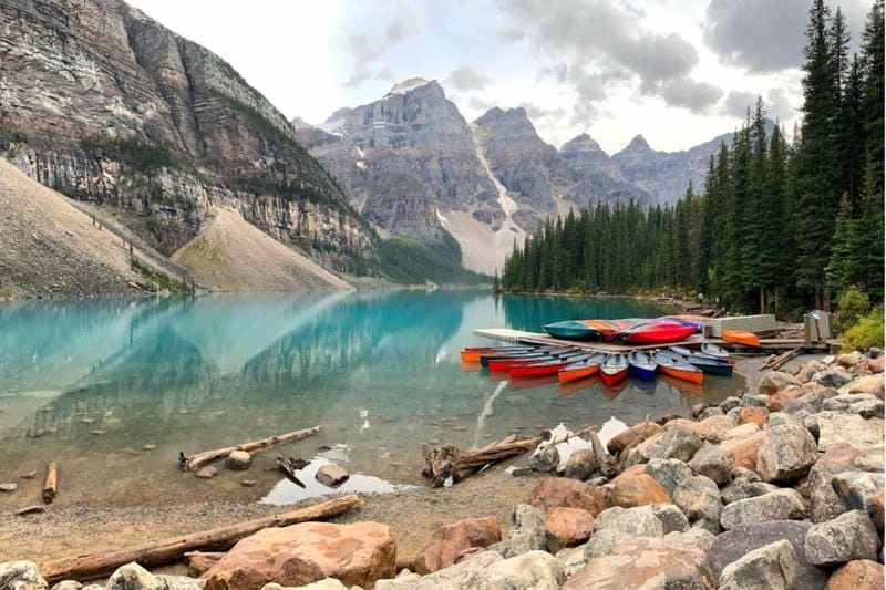 Tìm về hồ Moraine kỳ diệu