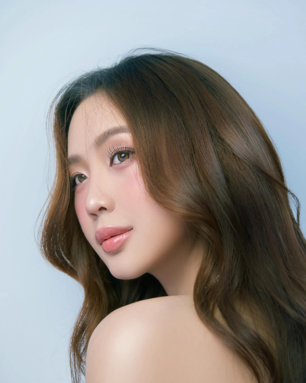 Vương miện Bảo Ngọc mang tên Corona de la Vida trị giá 8 tỷ đồng