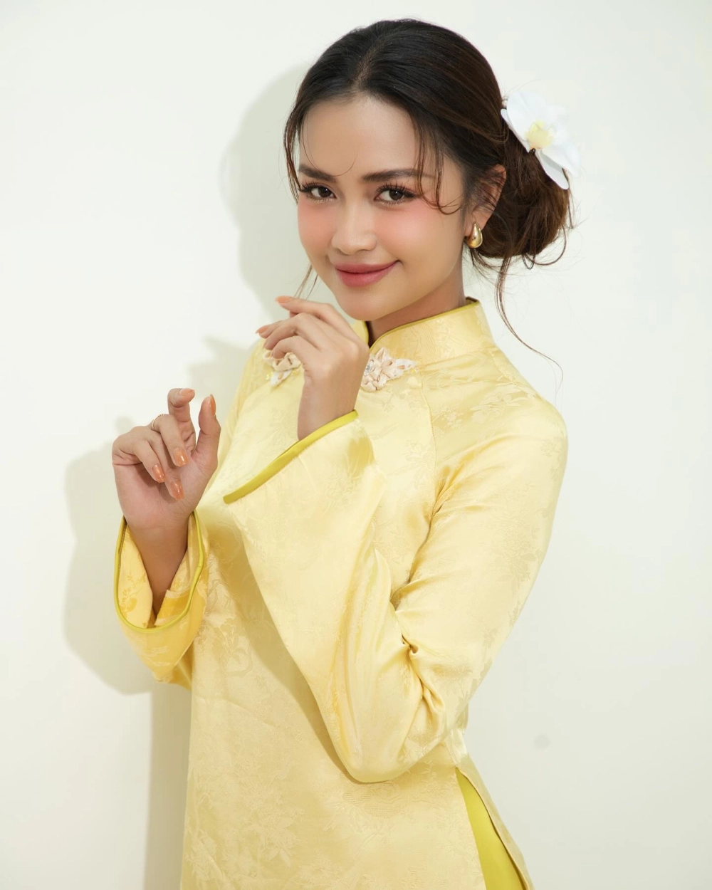 Hoa hậu Ngọc Châu đăng quang Miss Universe Vietnam 2022