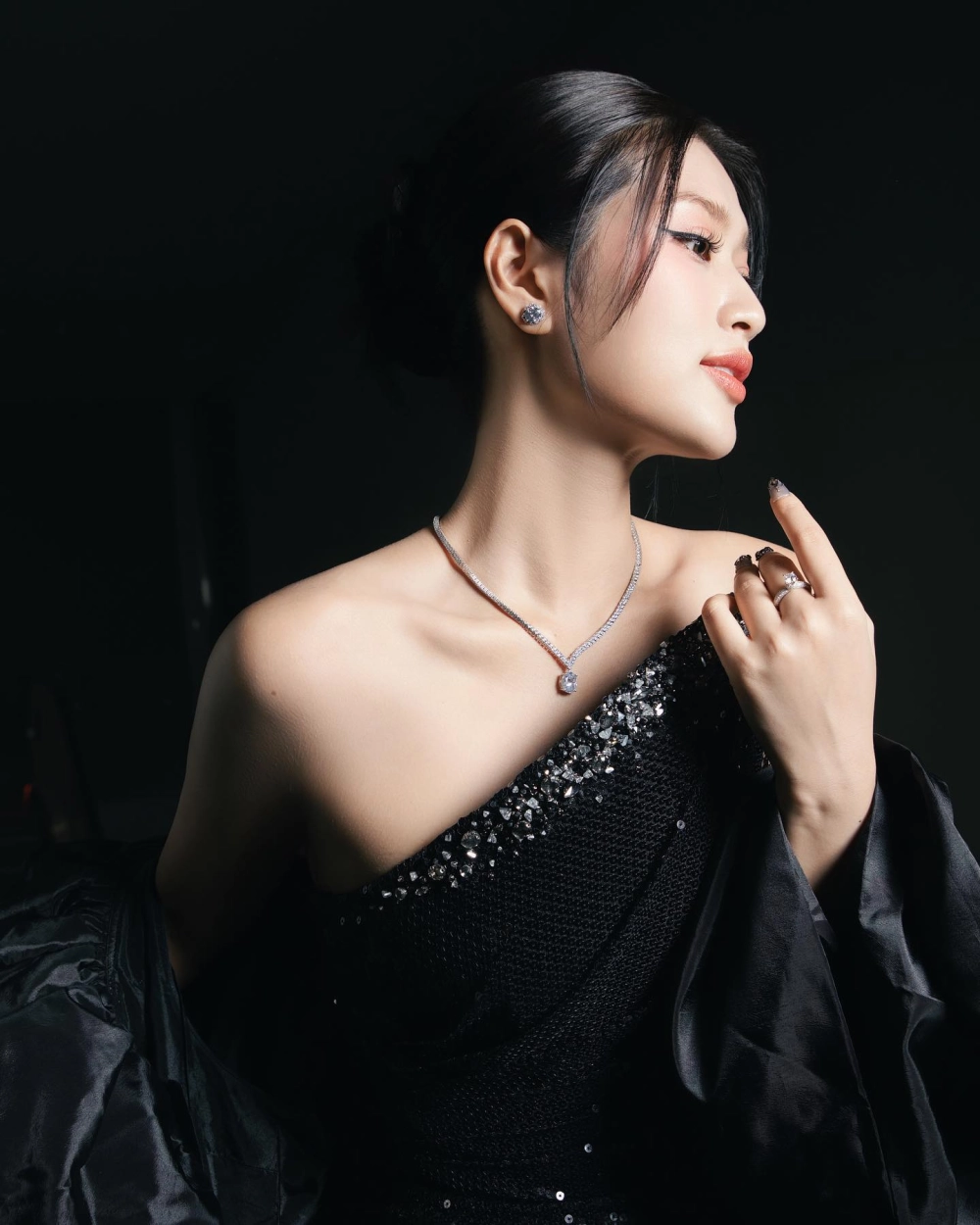 Đoàn Thiên Ân bikini và màn trình diễn nóng bỏng, đầy tự tin