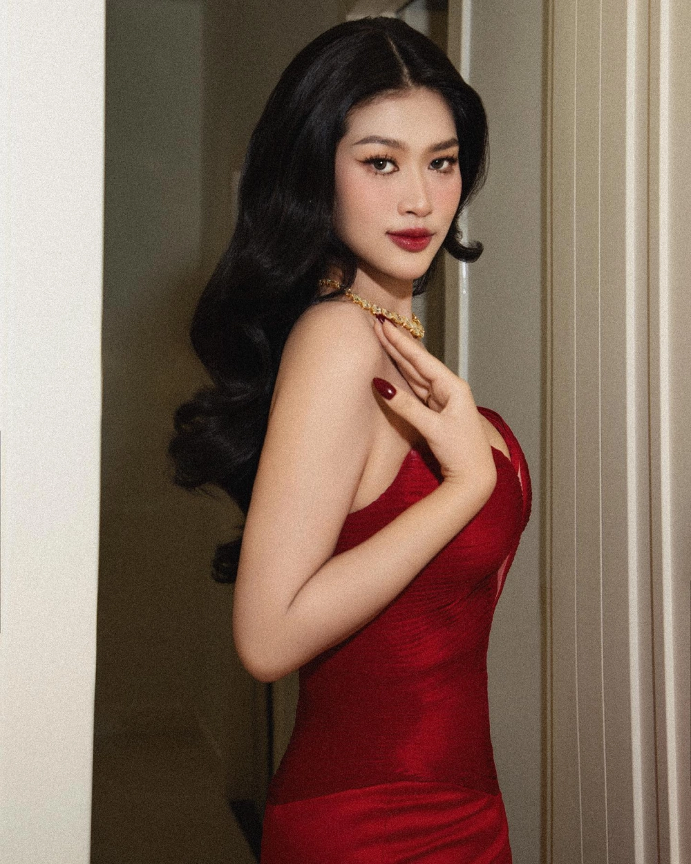 Hoa hậu Đoàn Thiên Ân sinh năm bao nhiêu và sức trẻ đầy nhiệt huyết