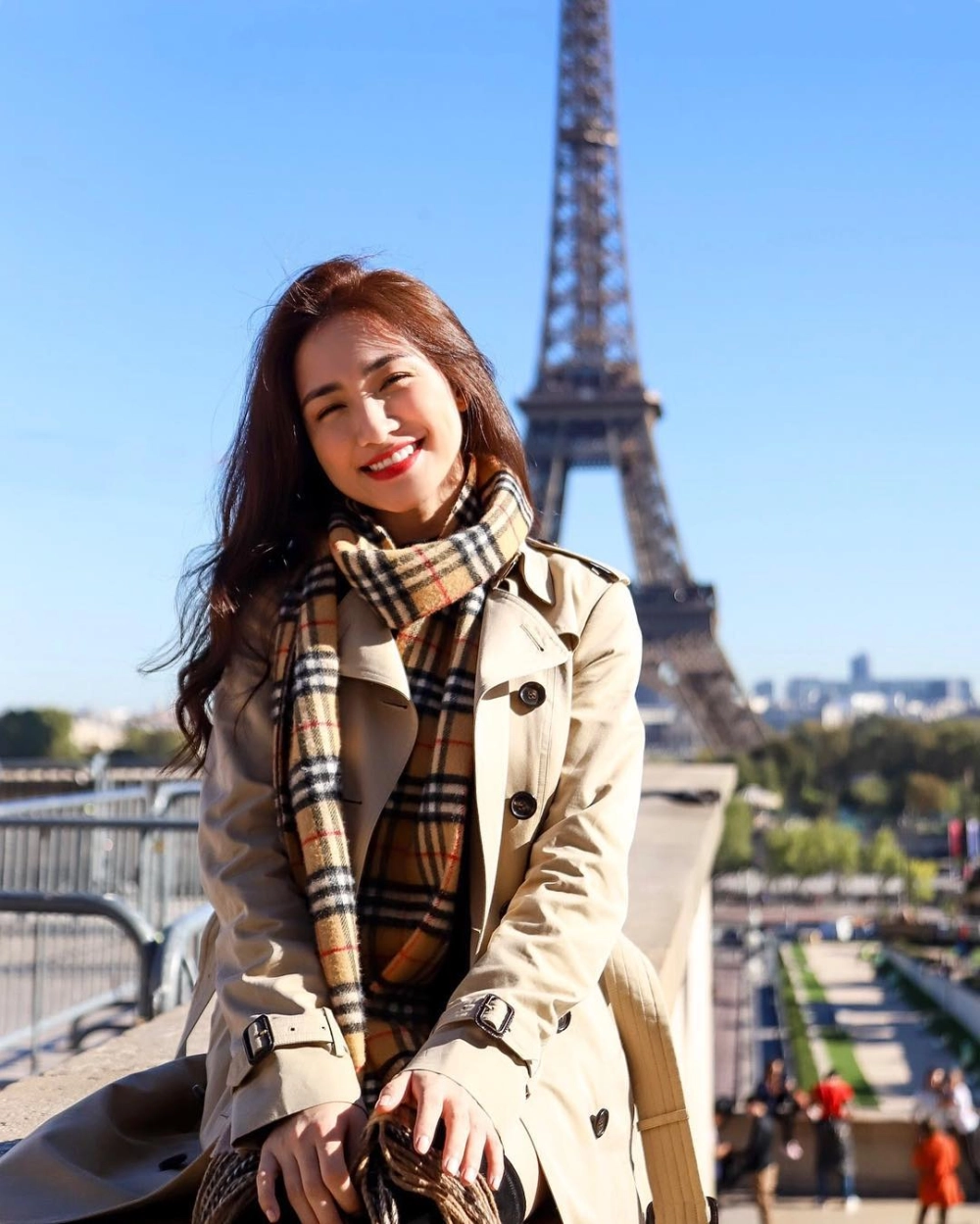 Ca sĩ Hòa Minzy và hành trình 10 năm sự nghiệp đầy rực rỡ
