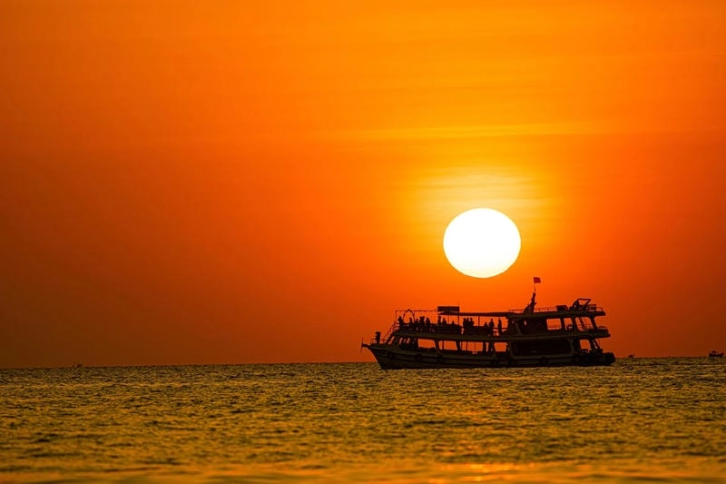 Cùng khám phá hoàng hôn trên biển đẹp nhất