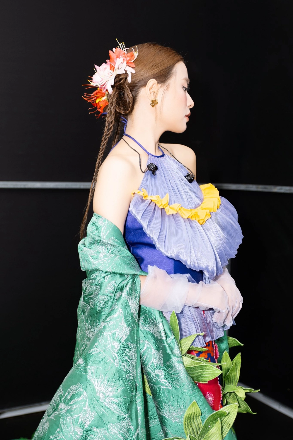 Hoàng Thùy Linh sinh năm bao nhiêu cô sinh năm 1988 tại Hà Nội