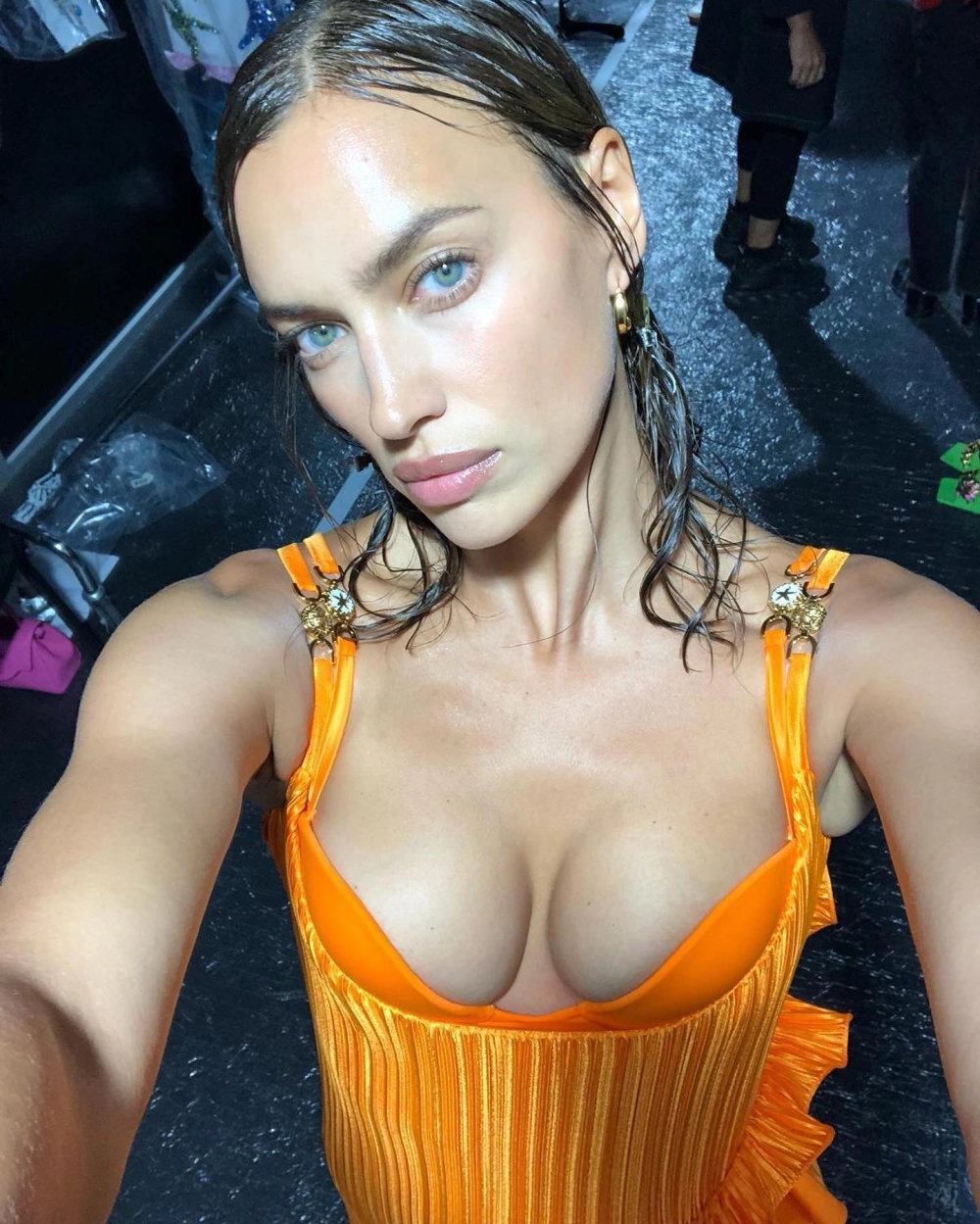 Young Irina Shayk và hình ảnh thời niên thiếu đầy cuốn hút