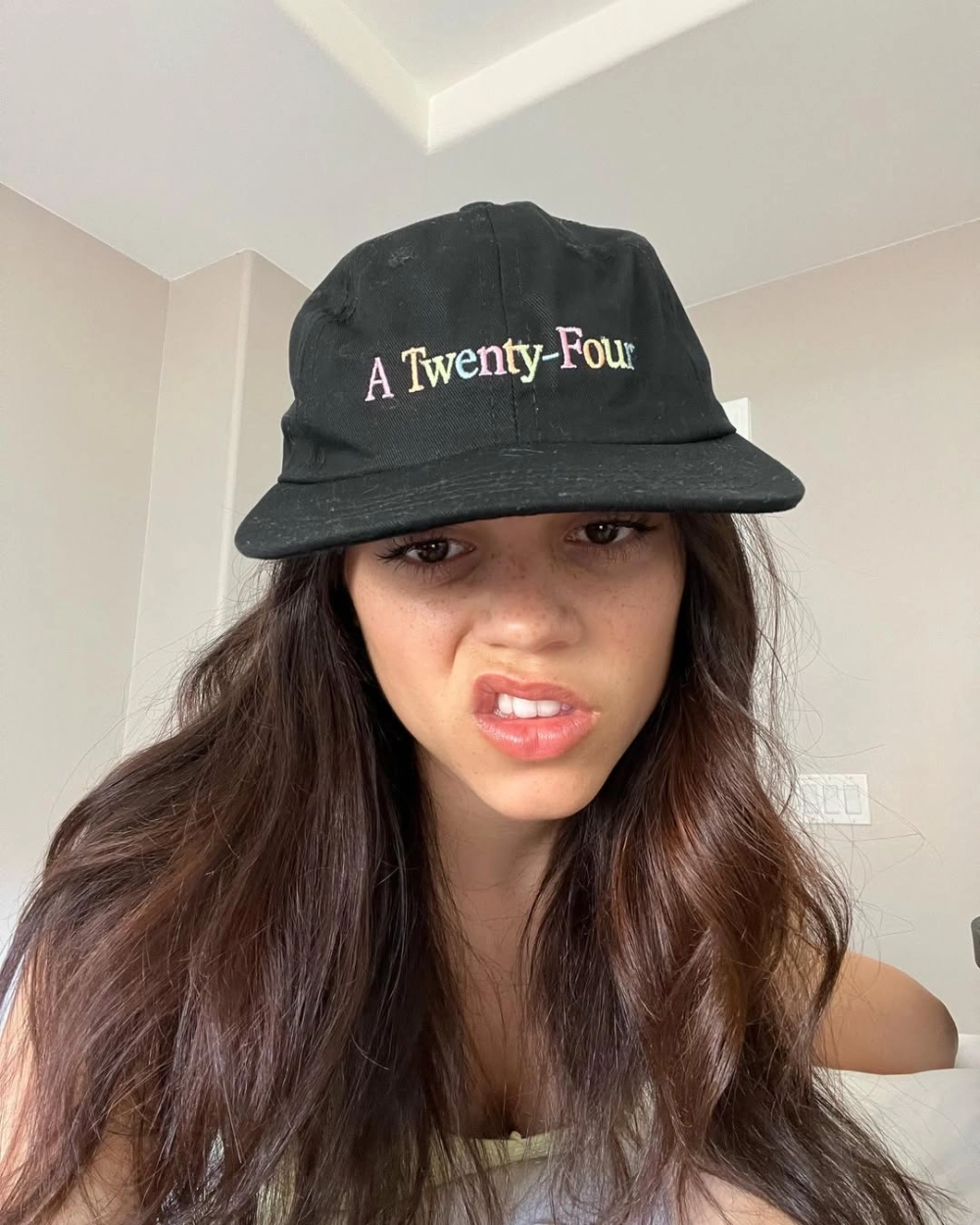 Jenna Ortega và màn trở lại bùng nổ với Wednesday mùa 2