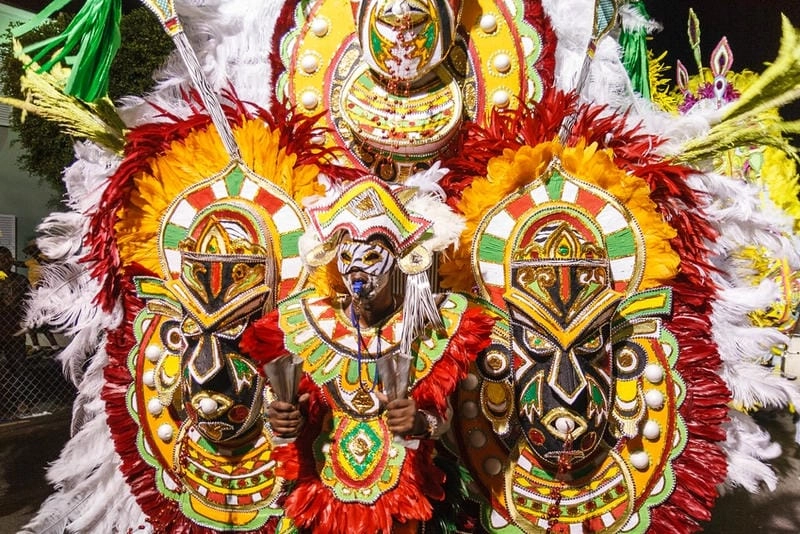 Cùng đắm mình trong không khí lễ hội Junkanoo