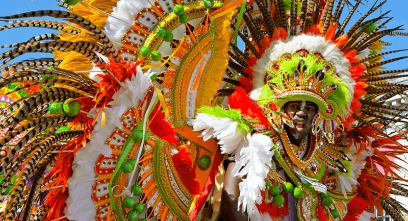Cười sảng với không khí Junkanoo