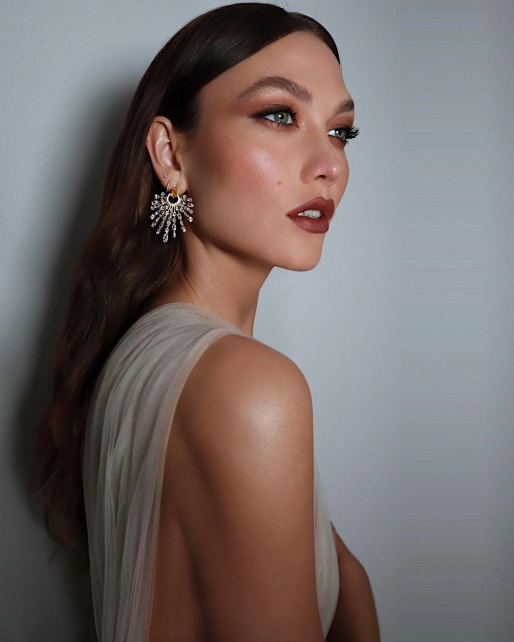 How tall is Karlie Kloss và chiều cao vượt trội của một siêu mẫu