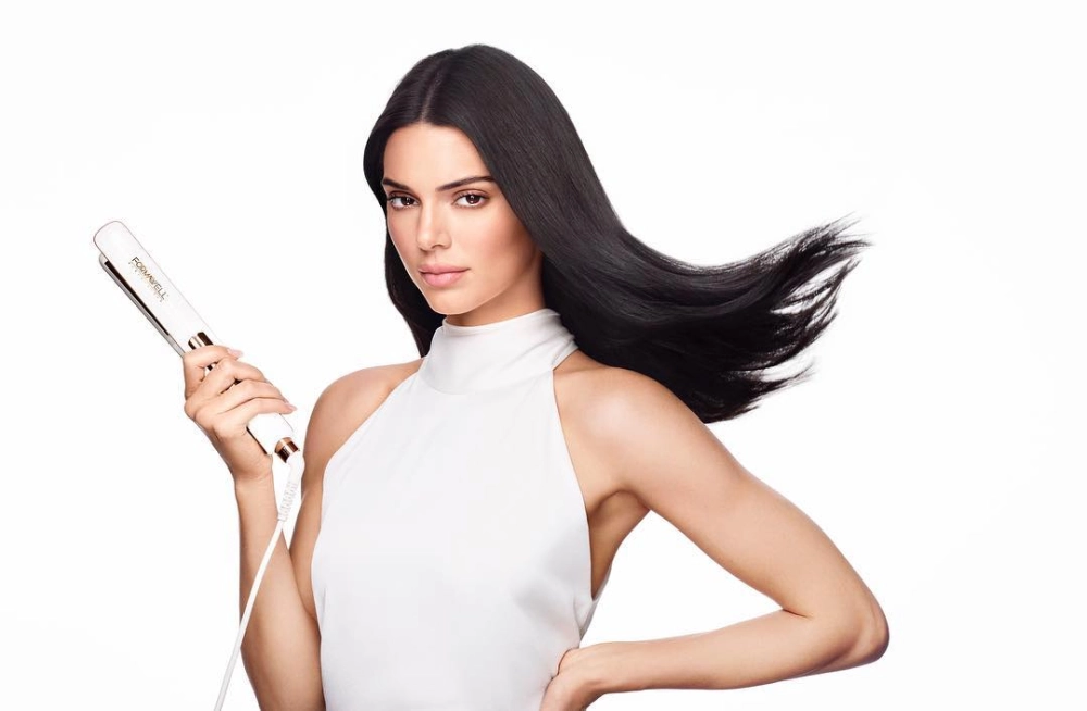 Bad Bunny Kendall Jenner và chuyện tình ồn ào một thời