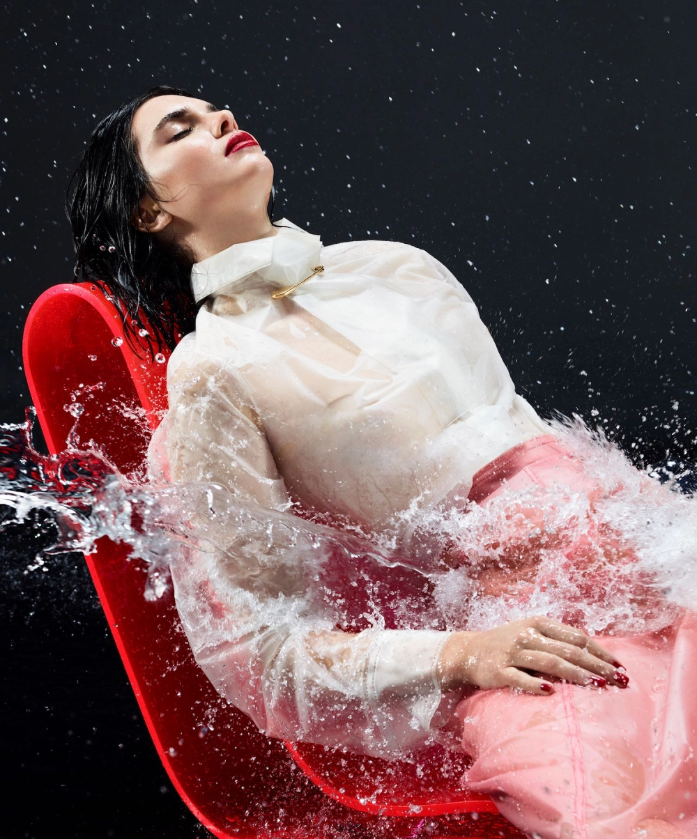 Kendall Jenner siêu mẫu, ngôi sao truyền hình thực tế và It girl toàn cầu