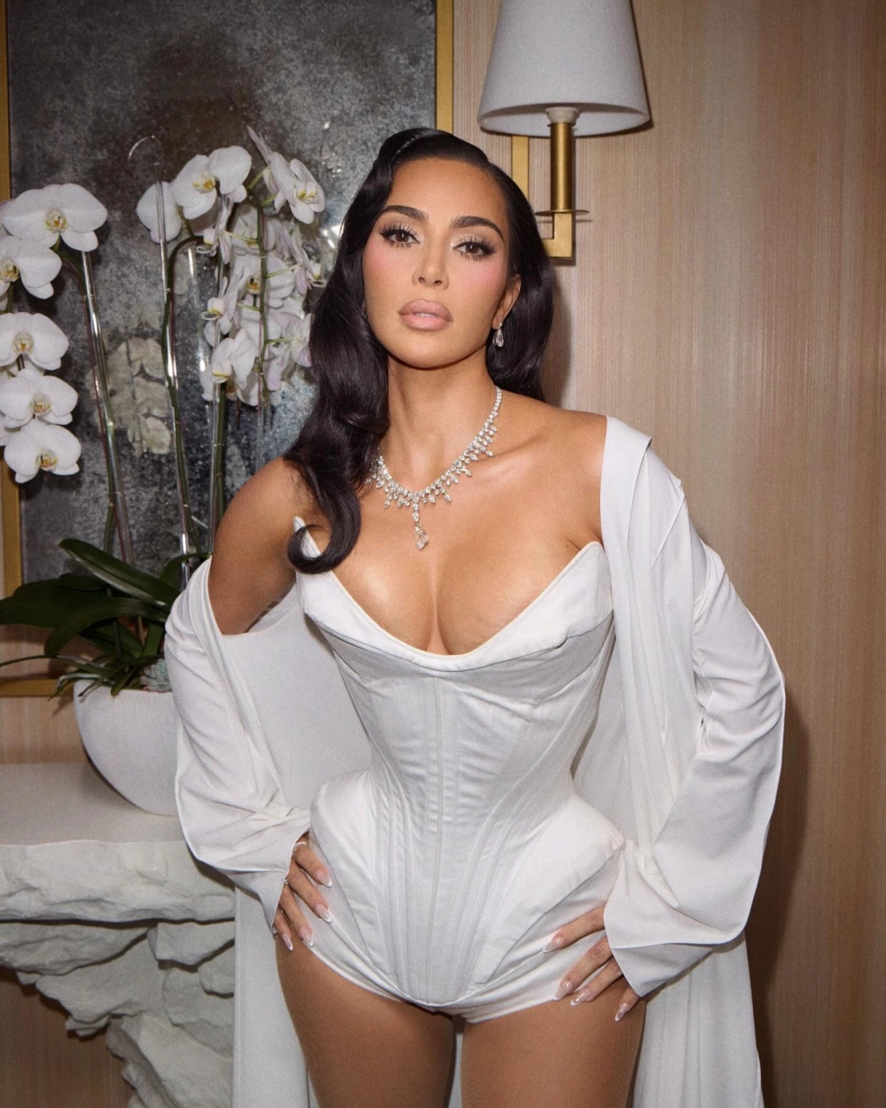 Kanye West Kim Kardashian và cuộc hôn nhân ồn ào, tốn nhiều giấy mực