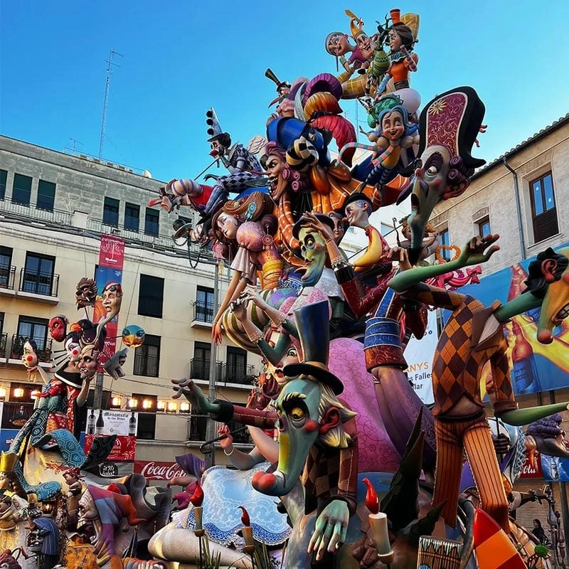 Cùng du ngoạn Las Fallas hoành tráng