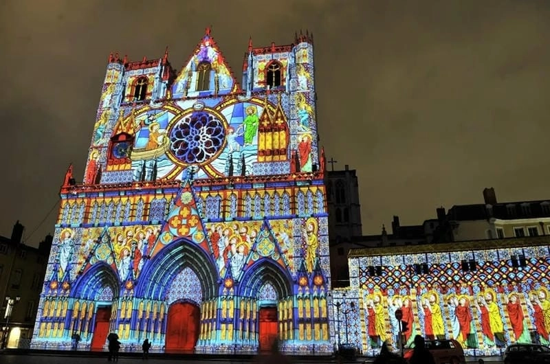 Tìm hiểu nguồn gốc và ý nghĩa lễ hội ánh sáng Lyon