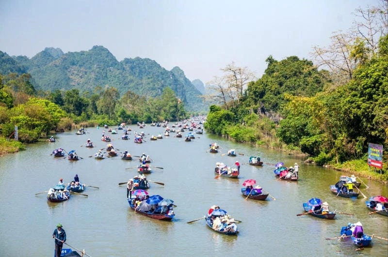 Cùng du ngoạn Lễ hội Chùa Hương đặc sắc