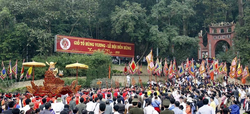 Gợi ý những bức ảnh Lễ hội Đền Hùng rực rỡ
