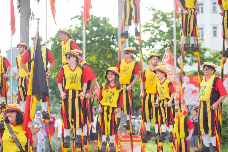 Săn những khoảnh khắc lễ hội đường phố ấn tượng