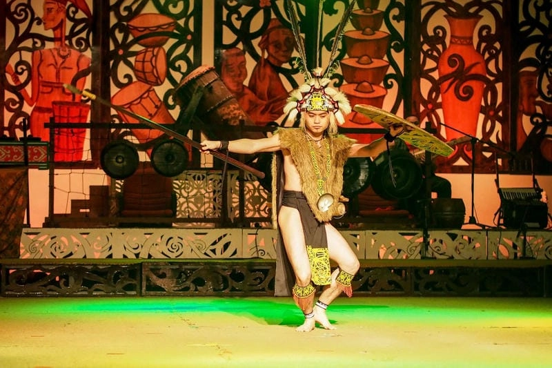Lạc lối trong Lễ hội Gawai Dayak độc đáo