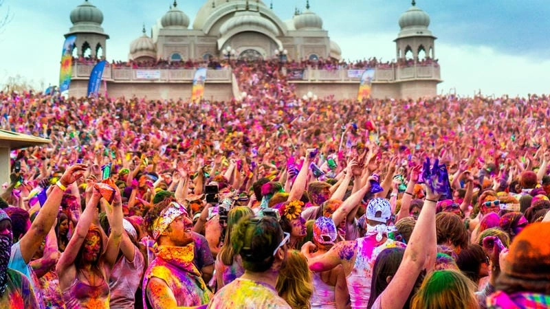 Tìm hiểu nguồn gốc và ý nghĩa lễ hội Holi