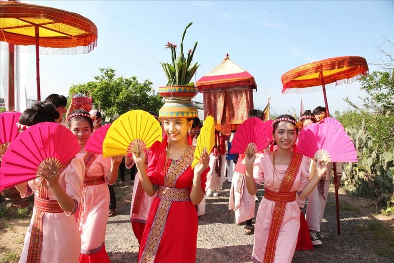 Gợi ý những bức ảnh Lễ hội Katê dân gian