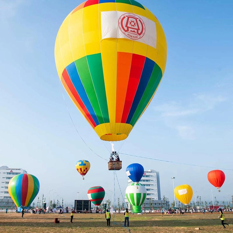 Gợi ý những bức lễ hội khinh khí cầu ấn tượng