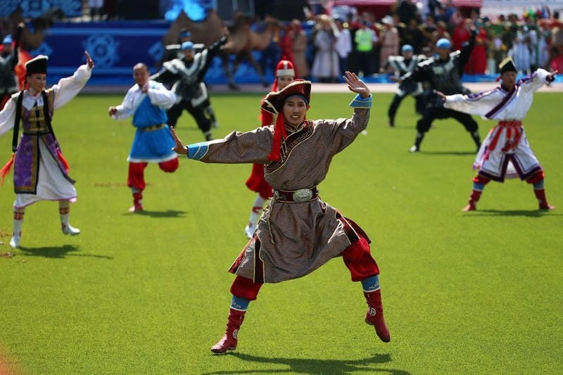 Cười sảng với lễ hội Naadam độc đáo