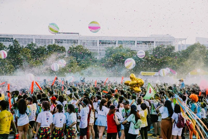 Gợi ý những bức lễ hội ngoài trời cuốn hút