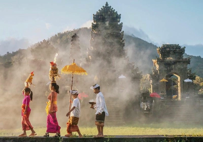 Lạc lối trong lễ hội Nyepi truyền thống