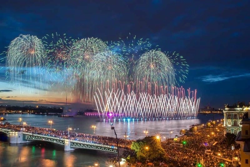 Săn những bức ảnh Lễ hội White Nights sôi động